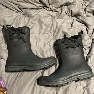Muck Boot Rain/ Outdoor Boots